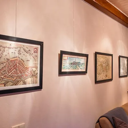 Torenhuis 梅代姆里克